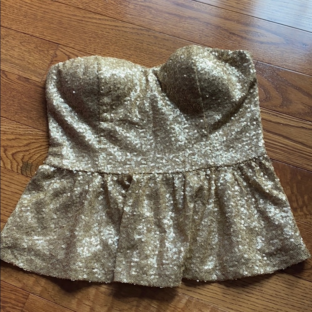 2/$20✨Forever 21 gold sequins strapless top size M